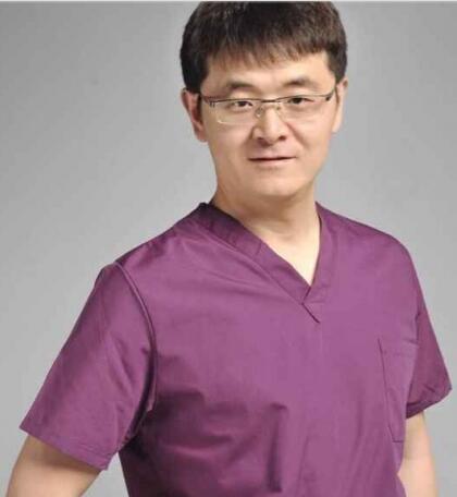 北京八大处整形医院王克明假体隆鼻怎么样
